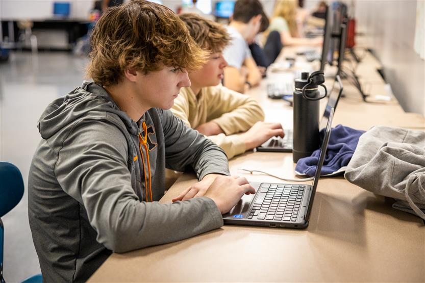 Eighth graders create apps